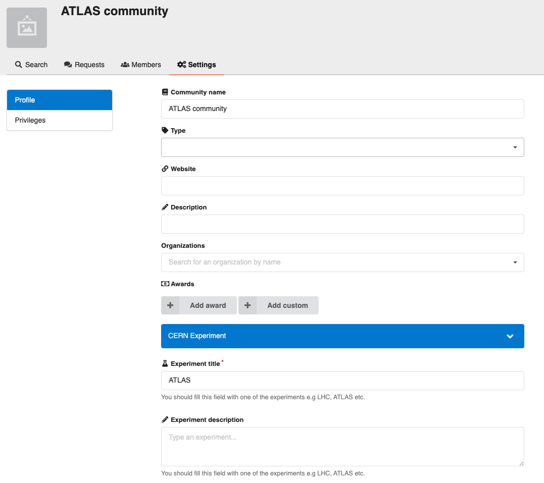 Custom fields in community settings page